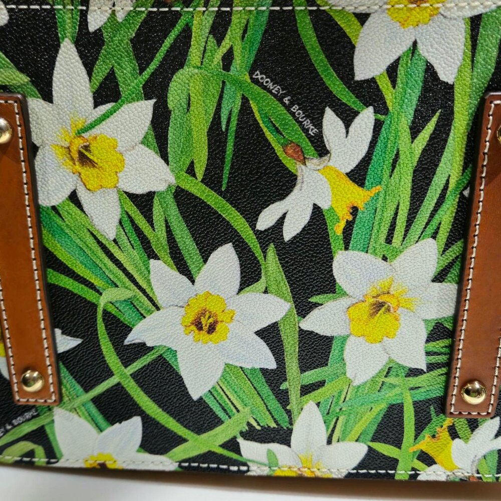 Dooney & Bourke Daffodil Drawstring Bucket Bag and Key Chain Purse - Picture 10 of 16